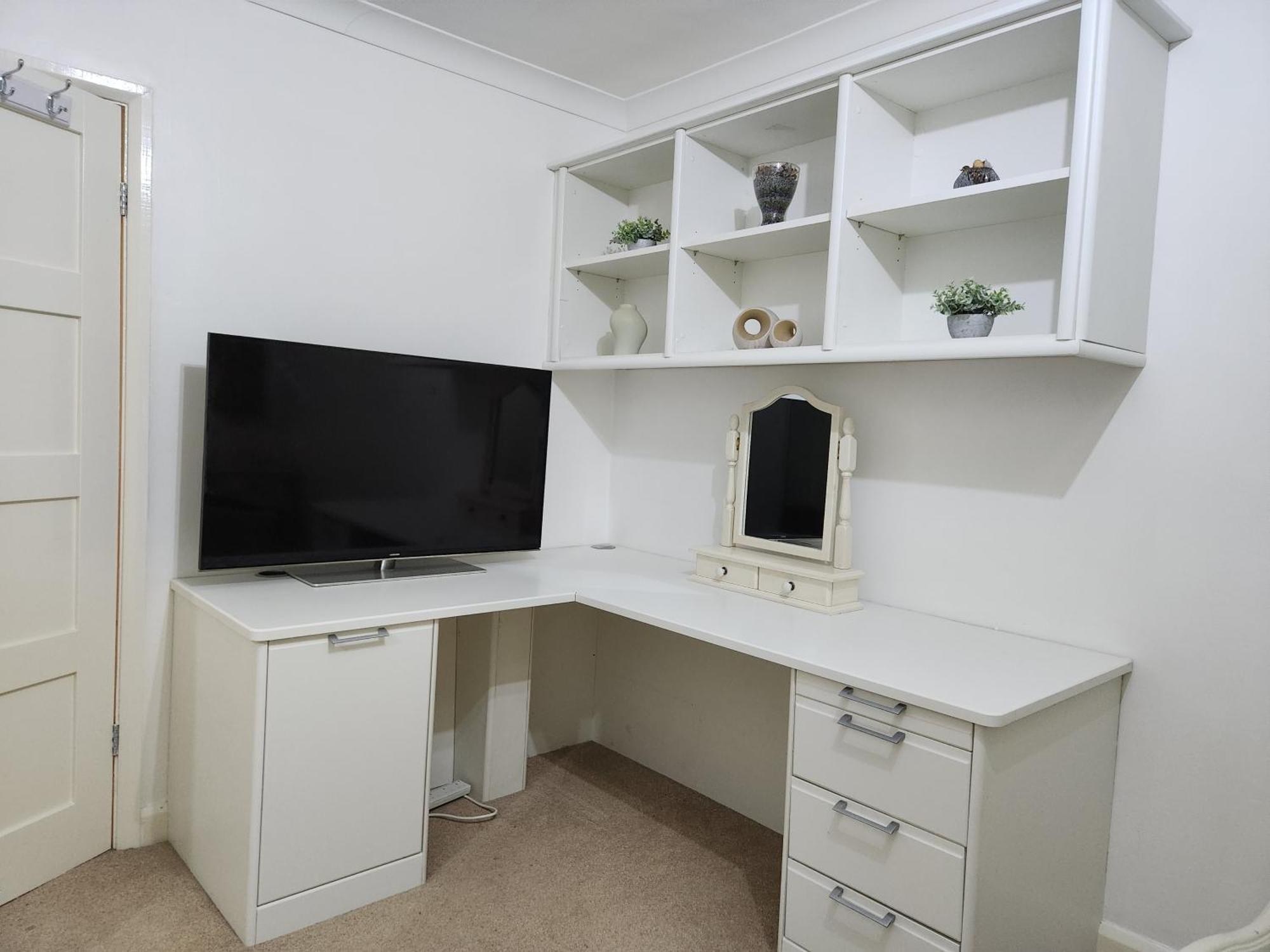 Elmdon House With 4 Spacious Bedrooms To Choose Birmingam Exterior foto